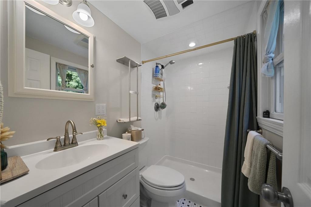 76 Nautilus Street Property Photo 20
