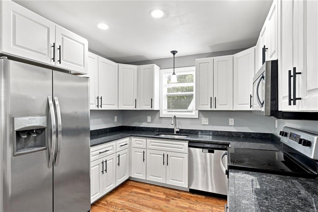 91 Niagara Street Property Photo 4