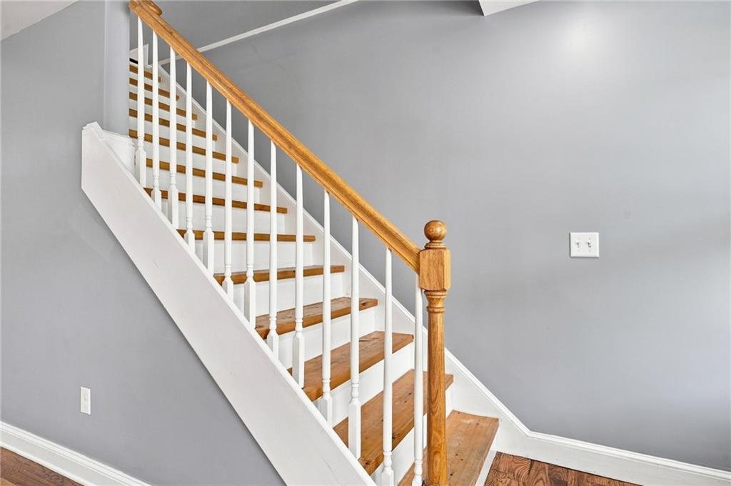 91 Niagara Street Property Photo 8