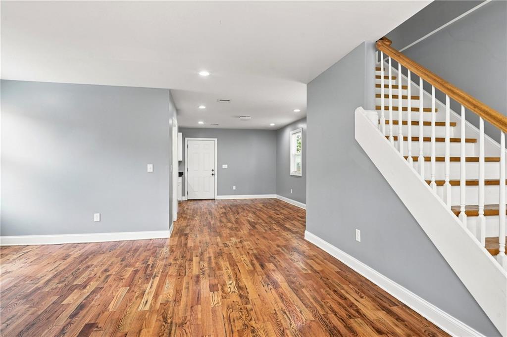 91 Niagara Street Property Photo 9