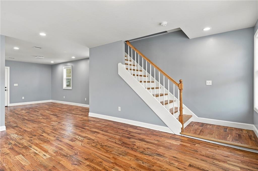 91 Niagara Street Property Photo 10