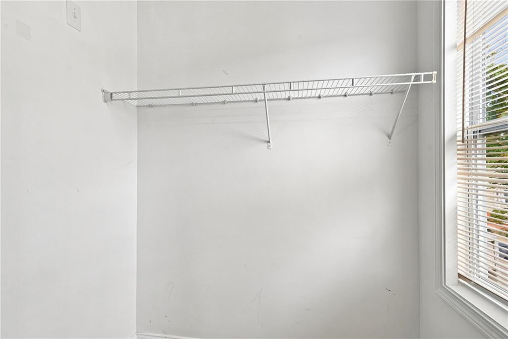 91 Niagara Street Property Photo 15