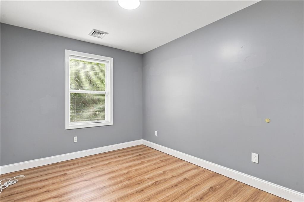 91 Niagara Street Property Photo 16