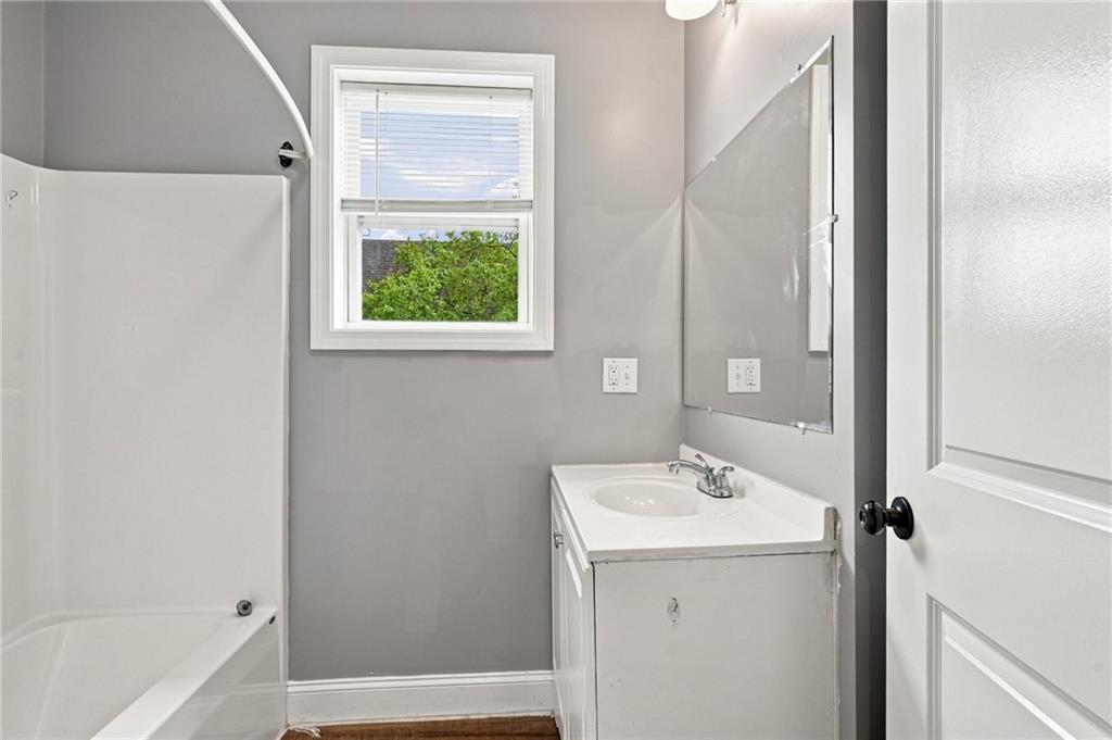 91 Niagara Street Property Photo 20