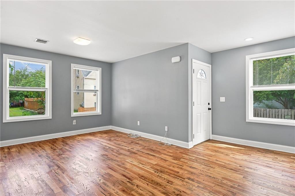 91 Niagara Street Property Photo 26
