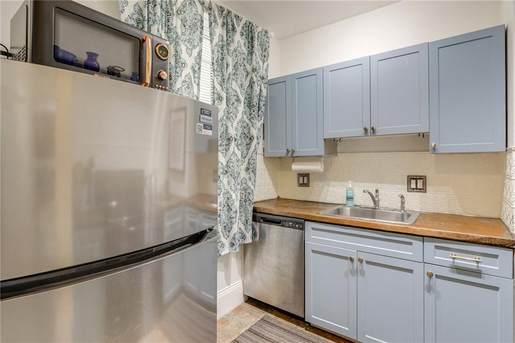 173 Congdon Street Unit 3 Property Photo 12