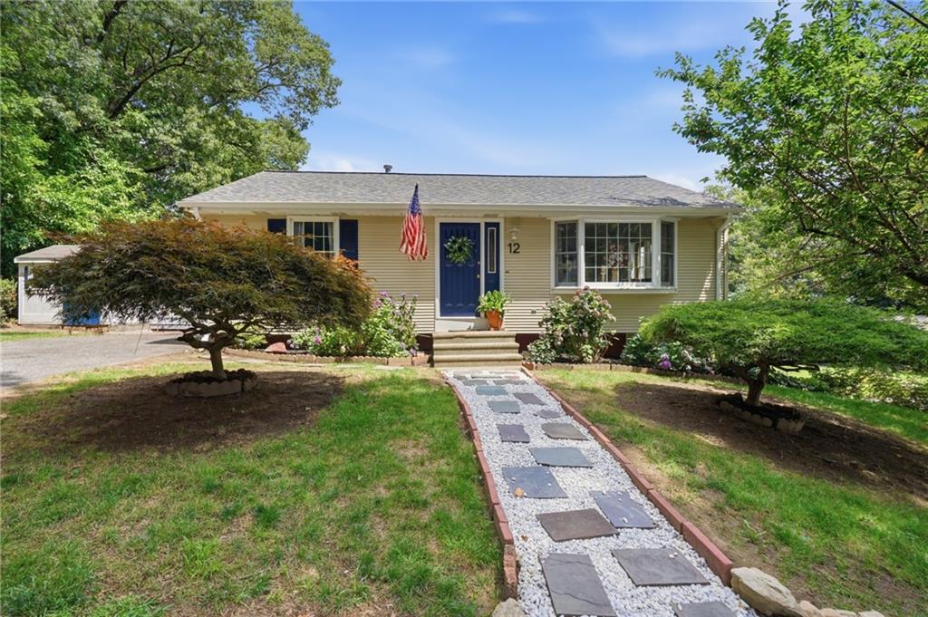 12 View Street Property Photo 3