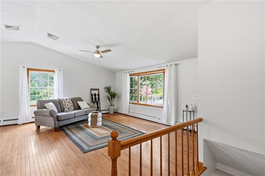 12 View Street Property Photo 8