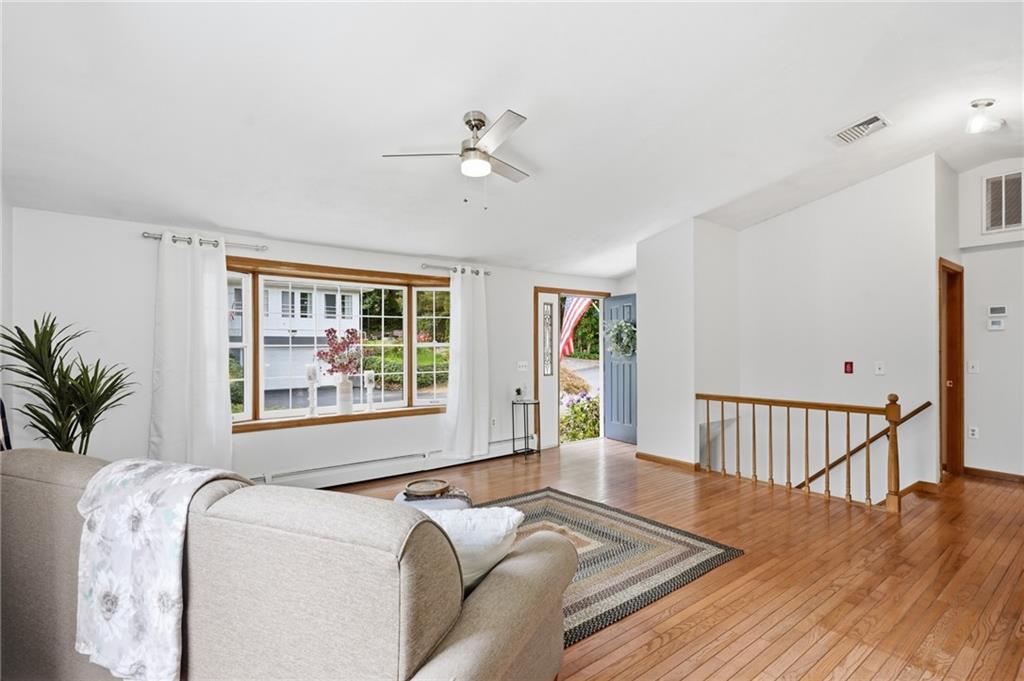 12 View Street Property Photo 9