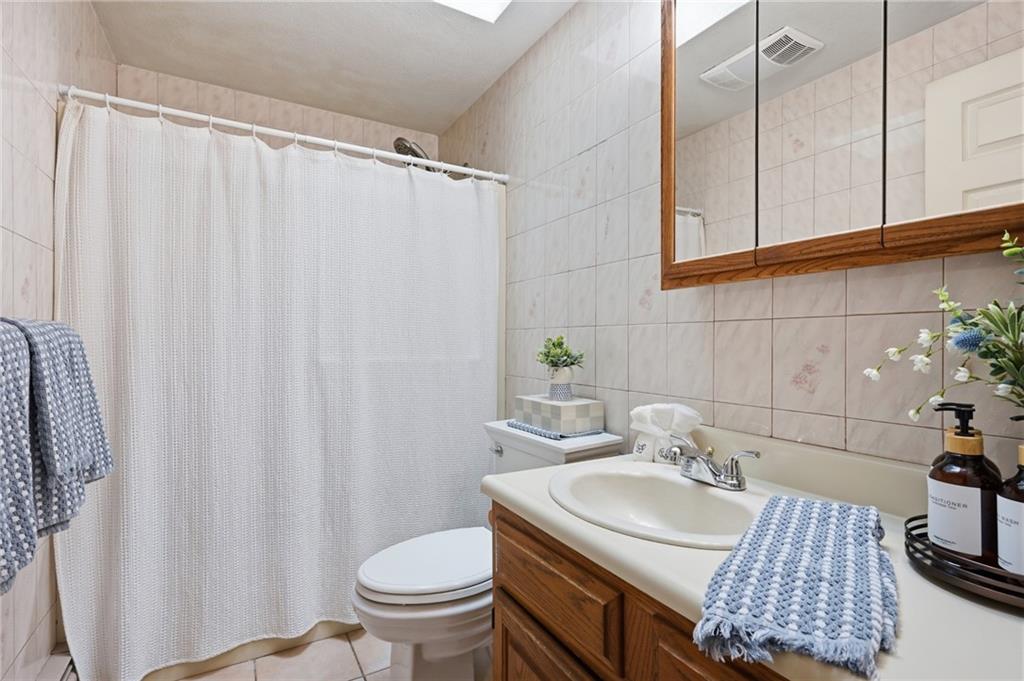 12 View Street Property Photo 17