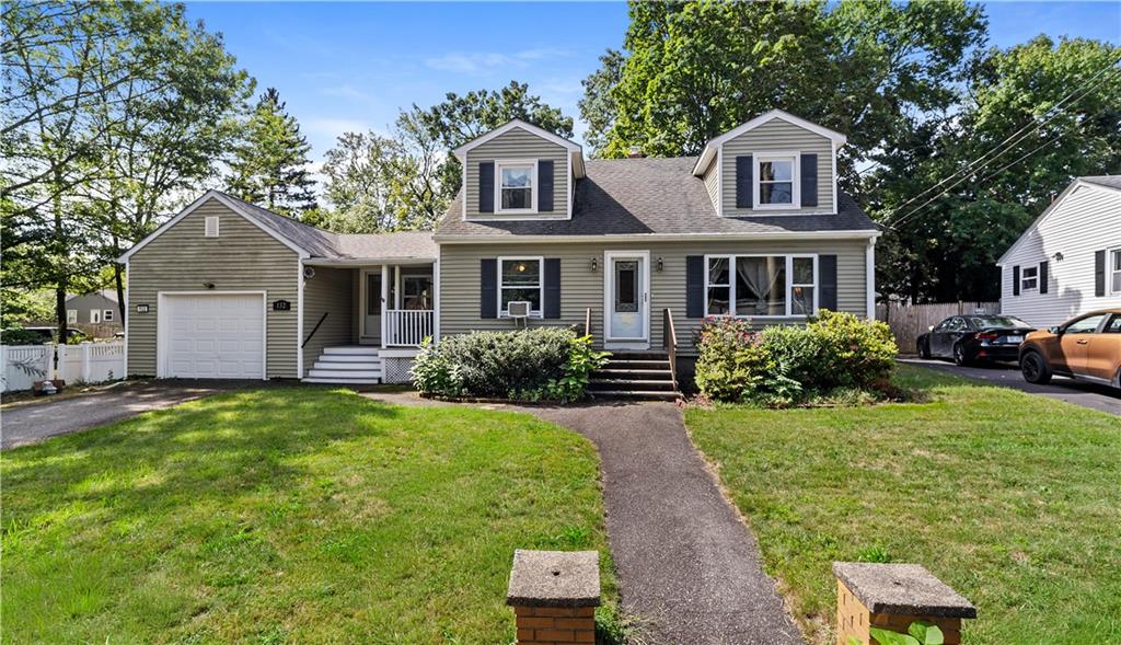 132 Davis Avenue Property Photo 1