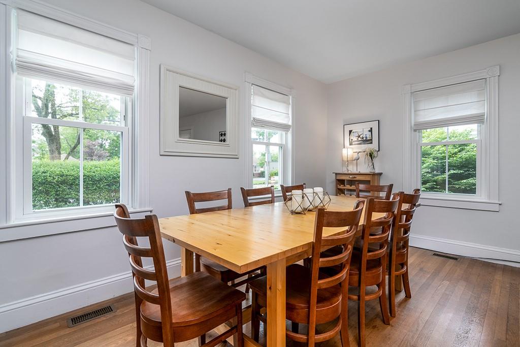 475 Woodruff Avenue Property Photo 8