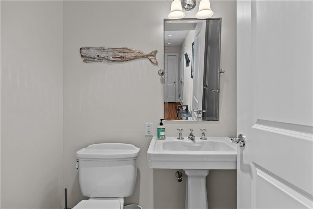 1 Tower Drive Unit 1503 Property Photo 11