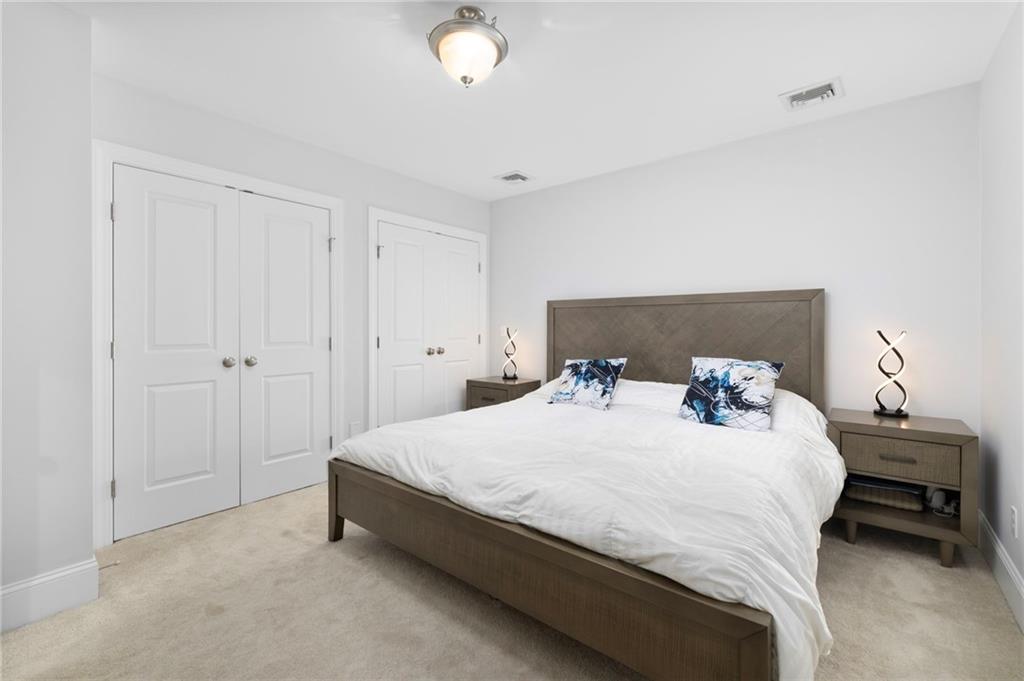 30 Vine Street Property Photo 29