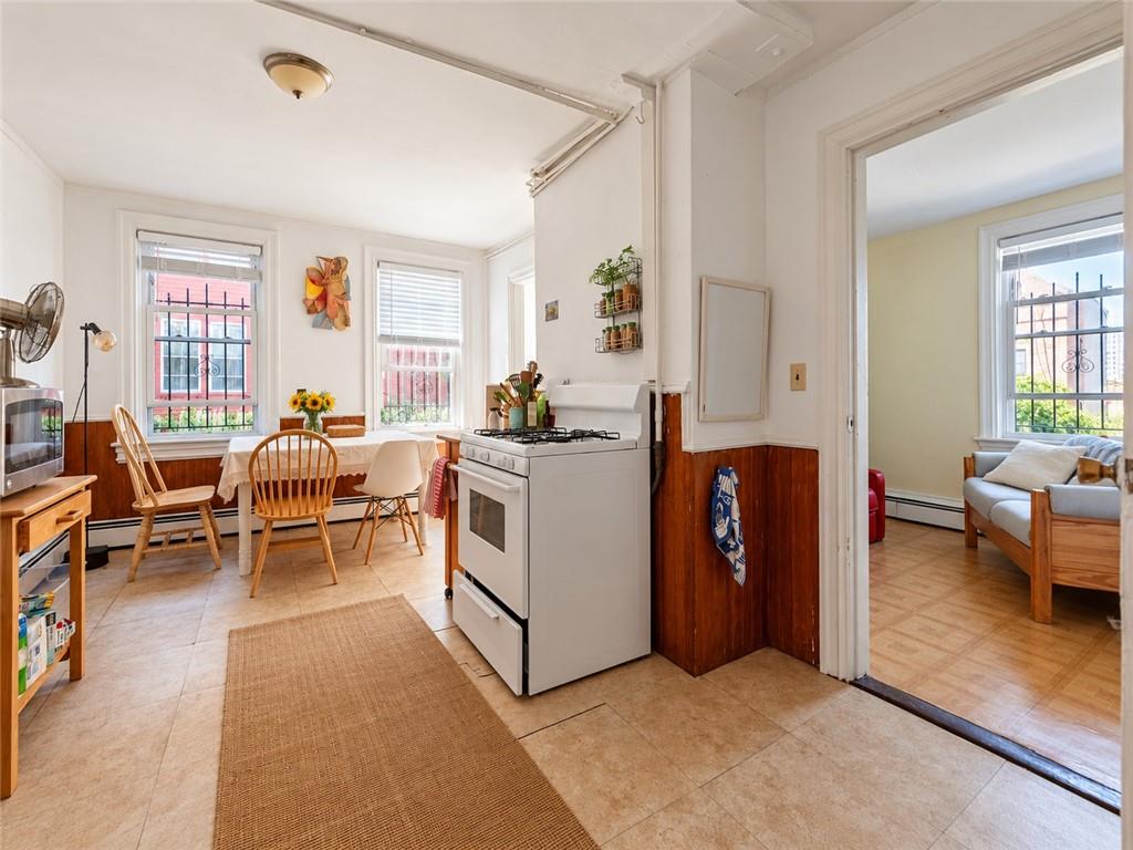 25 27 S Court Street Property Photo 12