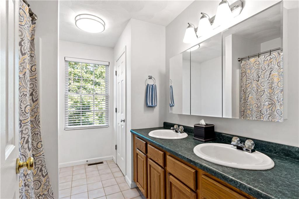 71 Remington Farm Drive Property Photo 22