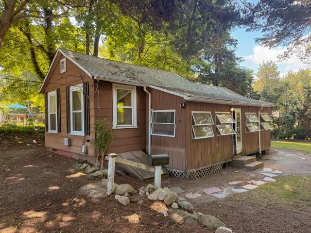 29 Congdon Avenue Property Photo 7