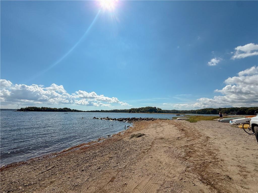 29 Congdon Avenue Property Photo 17
