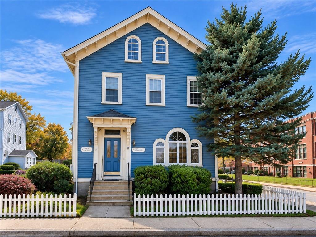 1 Grove Avenue Property Photo 1