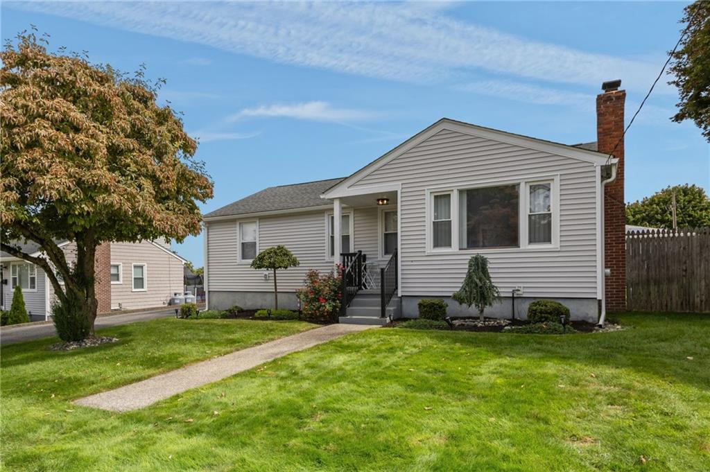 10 Summit Avenue Property Photo 3
