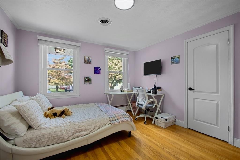 10 Summit Avenue Property Photo 11