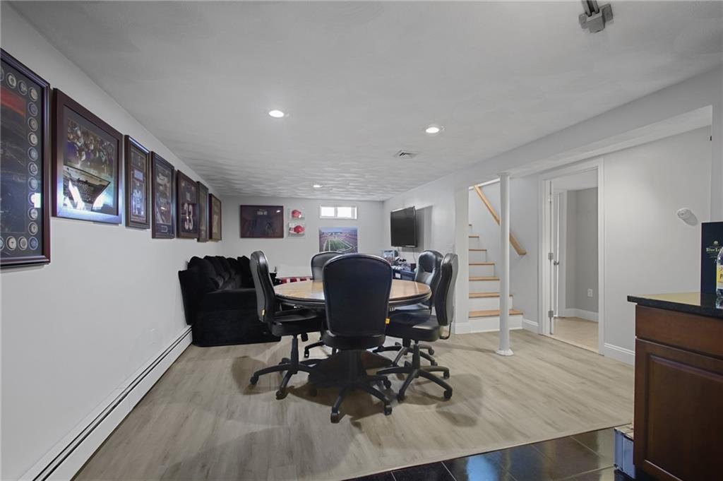 10 Summit Avenue Property Photo 16