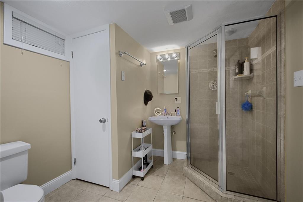 10 Summit Avenue Property Photo 23