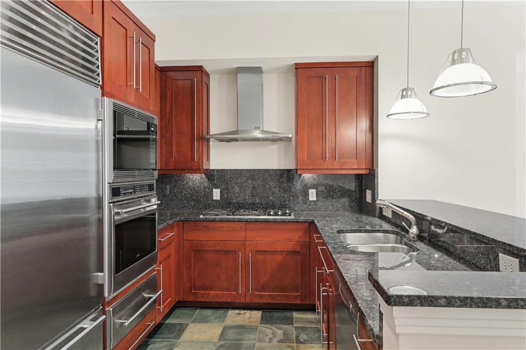 341 Thames Street Unit 101-s Property Photo 9