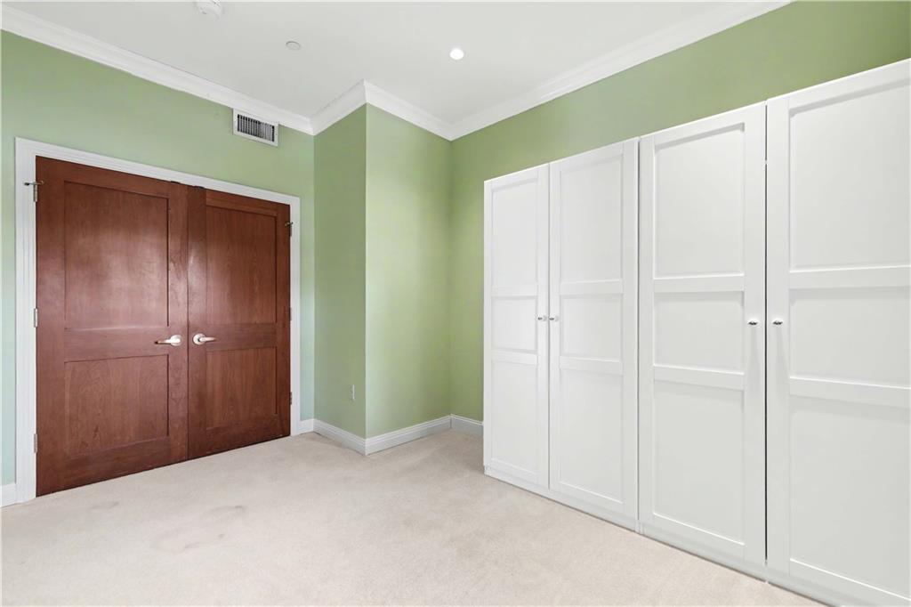341 Thames Street Unit 101-s Property Photo 26
