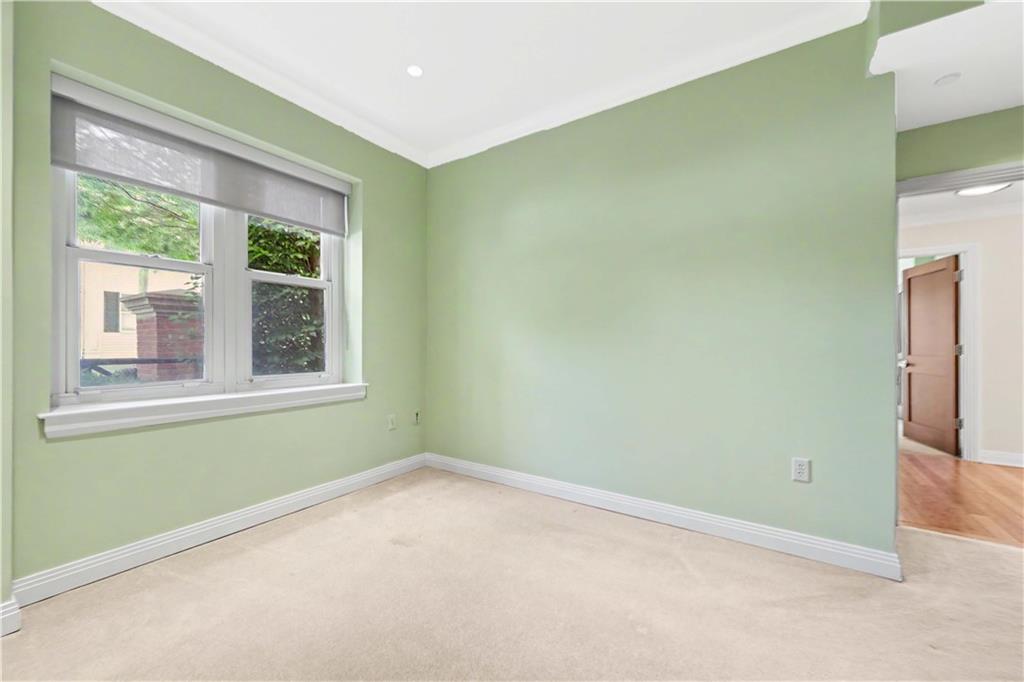 341 Thames Street Unit 101-s Property Photo 27