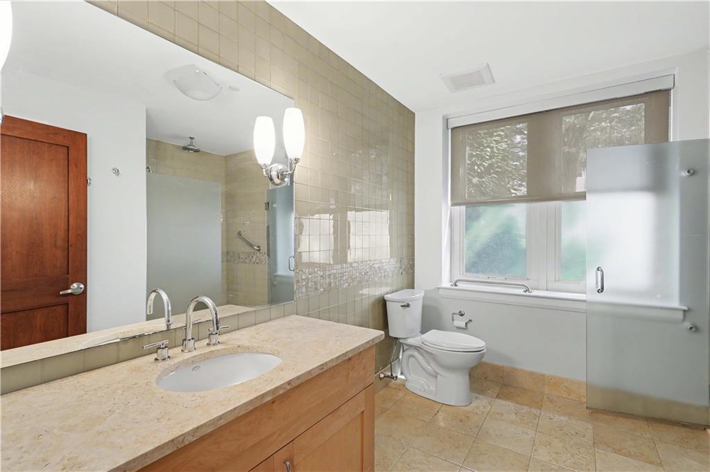 341 Thames Street Unit 101-s Property Photo 28
