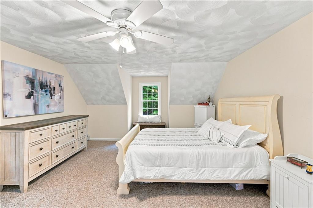 45 Andre Boulevard Property Photo 23