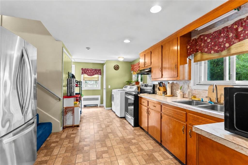 1356 S Broadway Property Photo 12