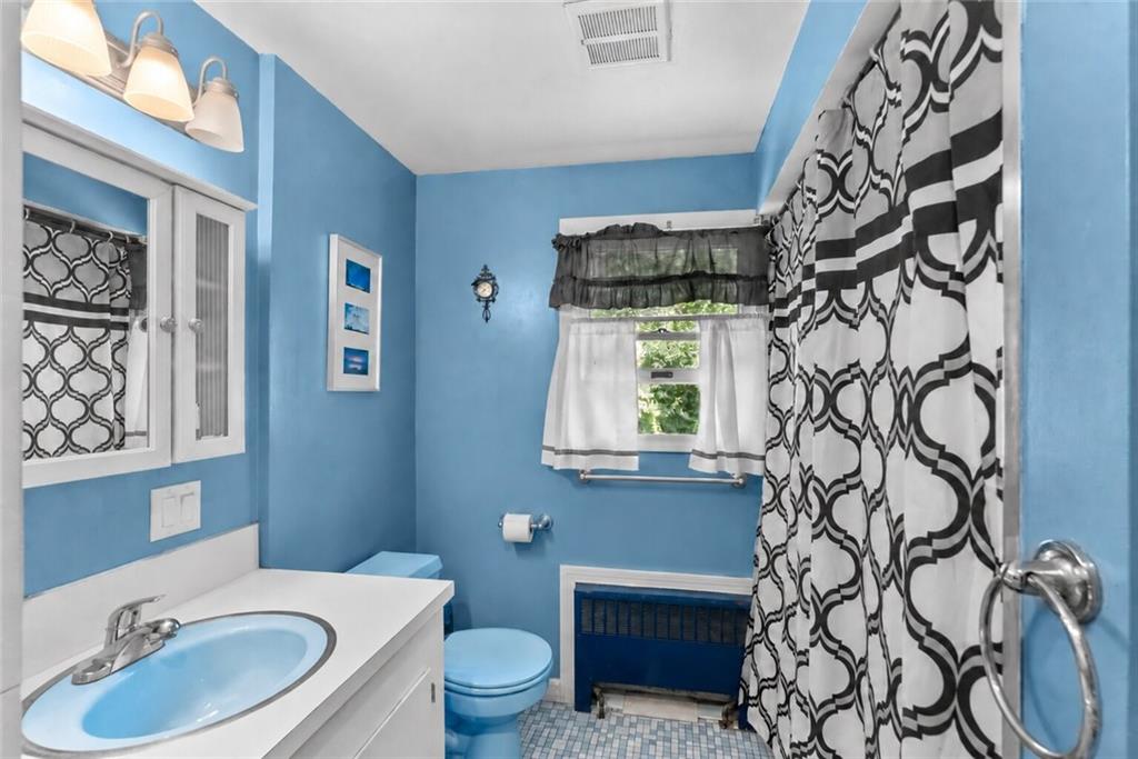 1356 S Broadway Property Photo 18