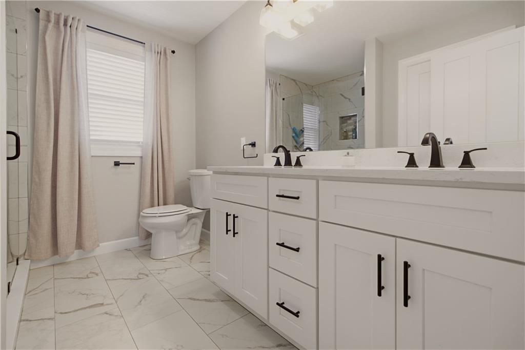 459 Louise Street Property Photo 22