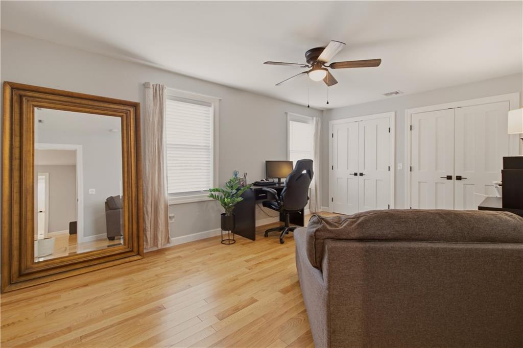 459 Louise Street Property Photo 28