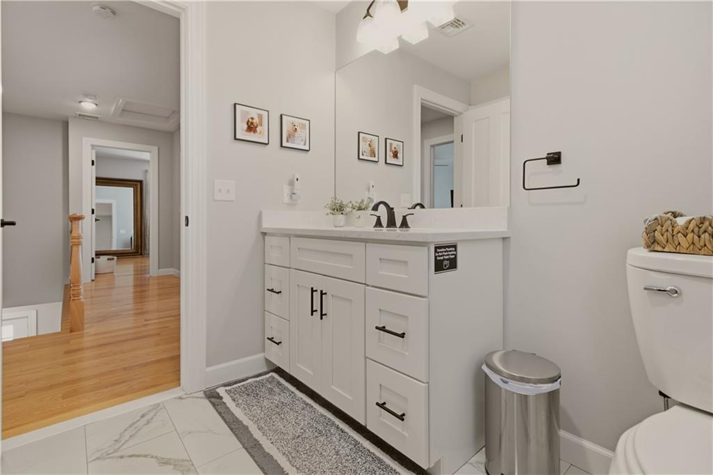 459 Louise Street Property Photo 31
