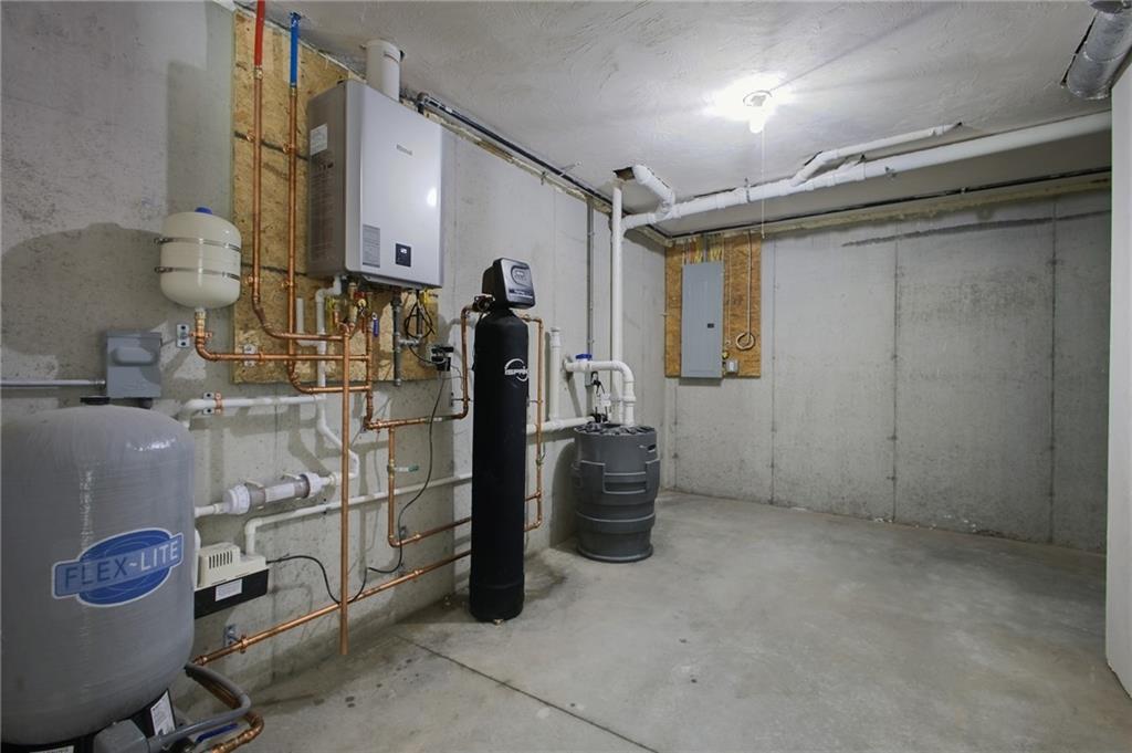 58 Jackson Avenue Property Photo 38