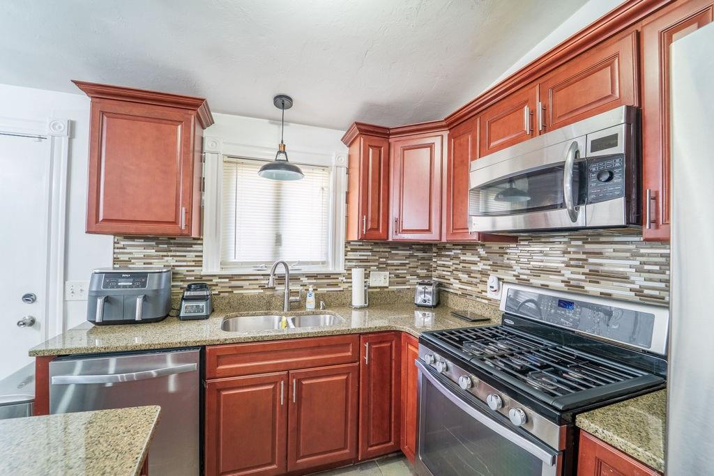 105 Allston Street Property Photo 8