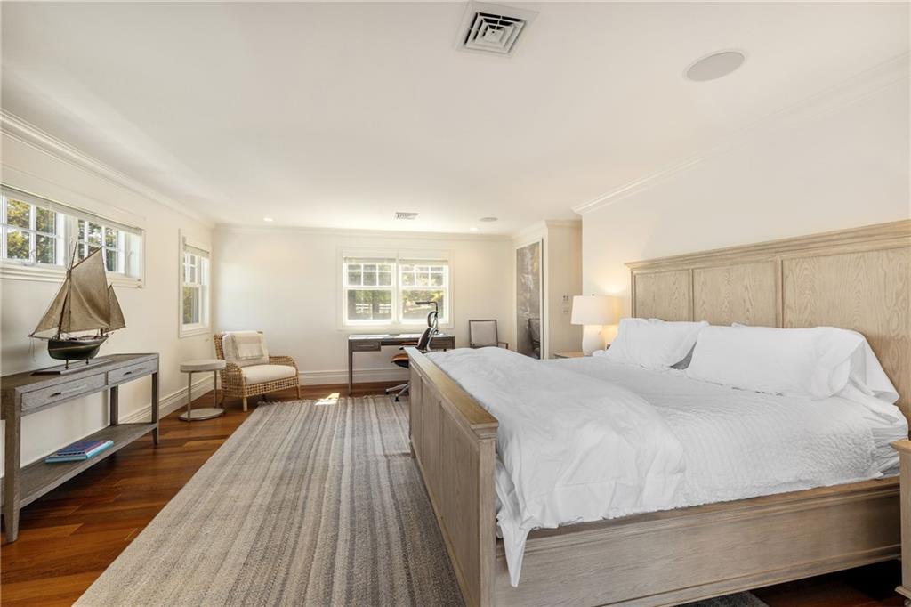 303 Howland Avenue Property Photo 17