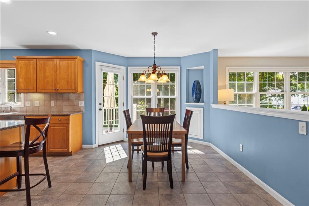 38 Lindsay Lane Property Photo 17