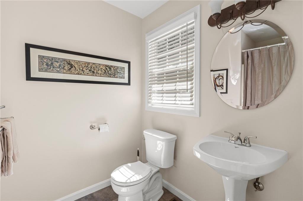 38 Lindsay Lane Property Photo 26