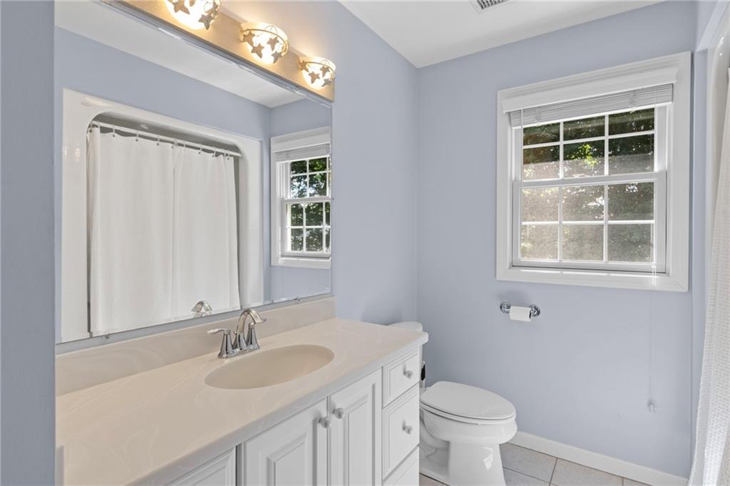 38 Lindsay Lane Property Photo 36