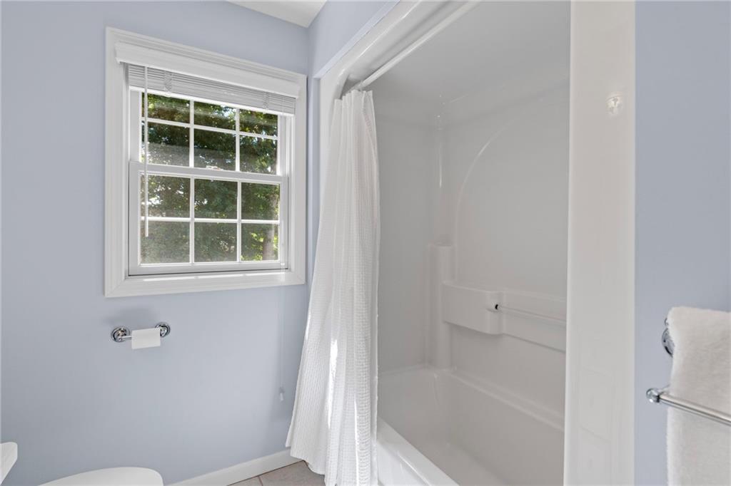 38 Lindsay Lane Property Photo 37