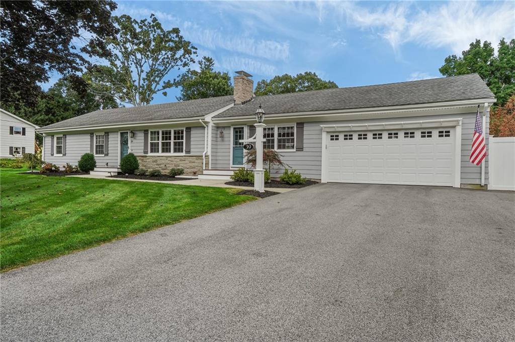 39 Rolling Acres Drive Property Photo 3