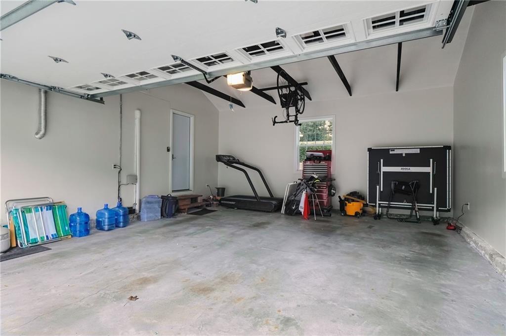 39 Rolling Acres Drive Property Photo 18