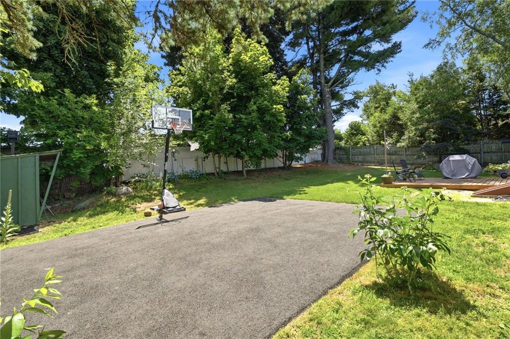 80 Barrett Avenue Property Photo 30
