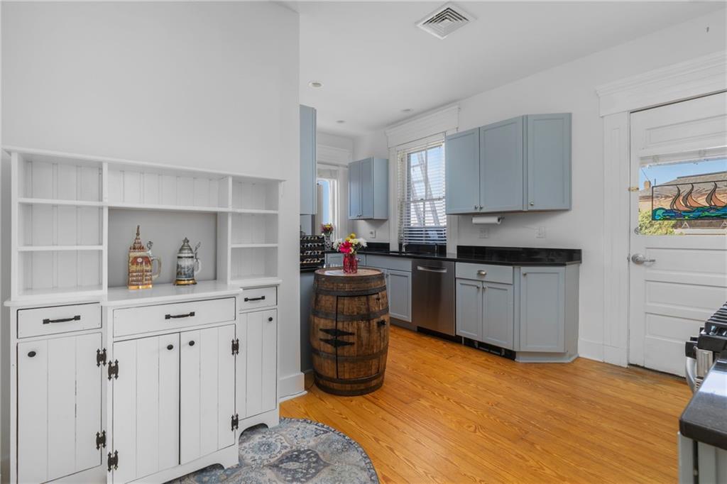 15 John Street Unit 1 Property Photo 11