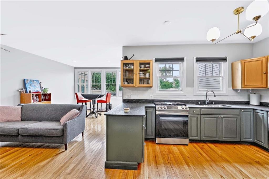 8 Slocum Street Unit 17 Property Photo 9