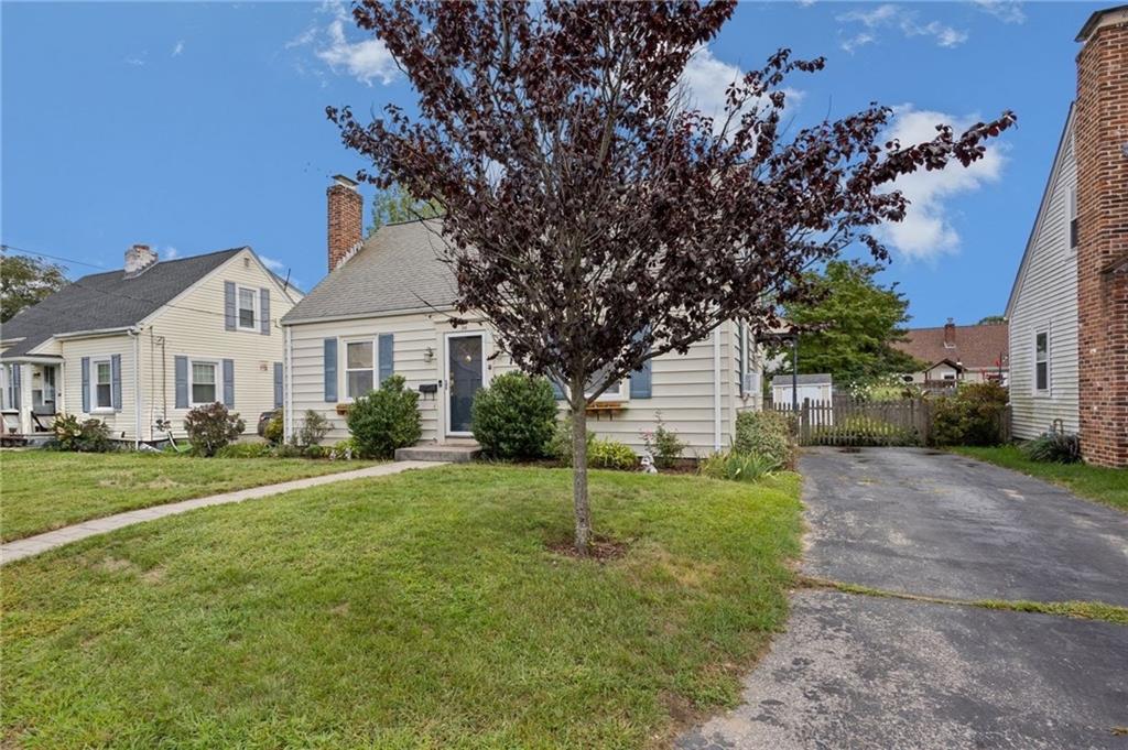36 Becker Avenue Property Photo 28